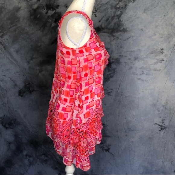 IZ- Amy Byer - Patterned coral and pink shirt! - Picture 2 of 4